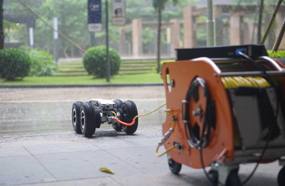 十字街管道检测机器人